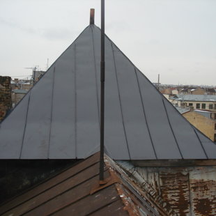 Skārda jumta izbūve