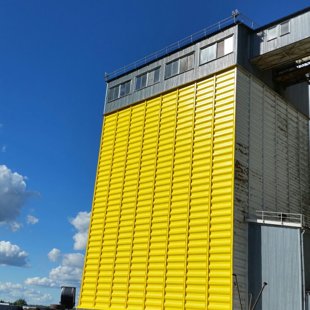 Graudu elevatora metala silosu krāsošana 2000m2