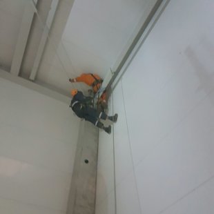 Iekšējo noteksistēmu montāža