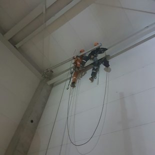 Iekšējo noteksistēmu montāža