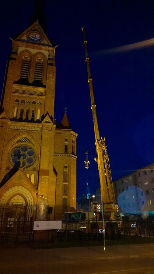 Krustu demontāža Jelgavas baznīcā